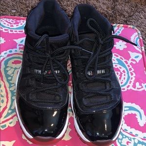 Retro Jordan Bred 11